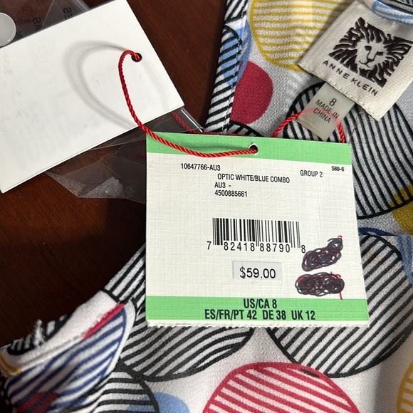 And‎ Klein size 8 white sleeveless blouse with multicolored circles, asymmetric - Picture 10 of 10
